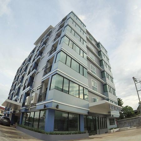 Lee Hotel Сурат-Тхані Екстер'єр фото